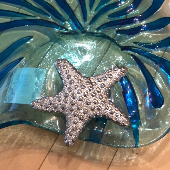 New! Nautilus shell glass serving plate - by Fancy Th@t Gift & Decor - Picture 2 of 7